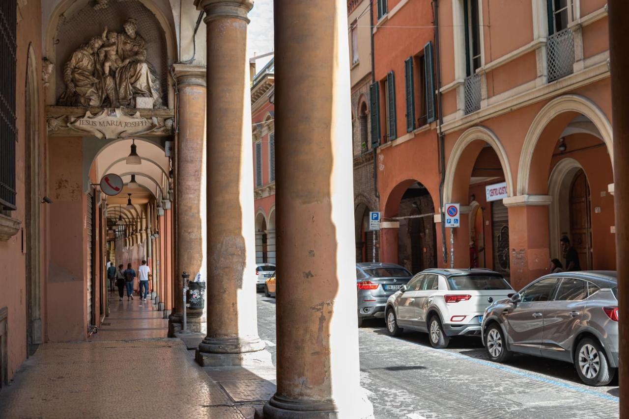 Nel Cuore Di Bologna - Casa Boss Bagian luar foto